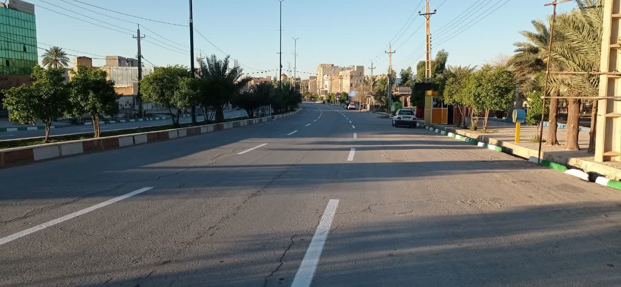 اجرای عملیات رنگ آمیزی معابر سطح شهر توسط شهرداری قصرشیرین